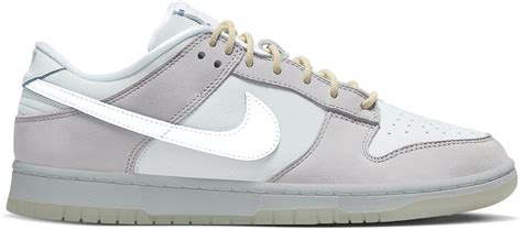 nike dunk low platinum